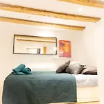 Au Pied Du Chateau, Le Grand Fux Daire
