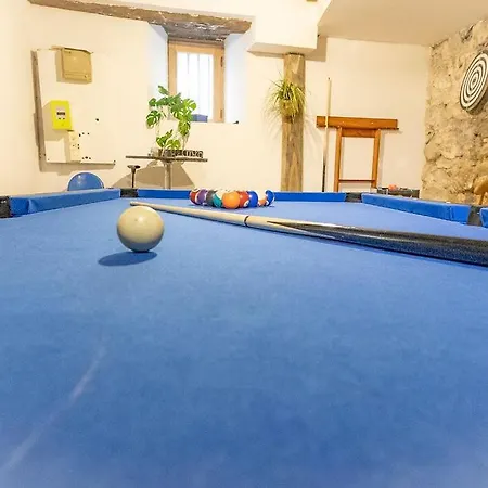 Apartment Au Pied Du Chateau, Le Grand Fux