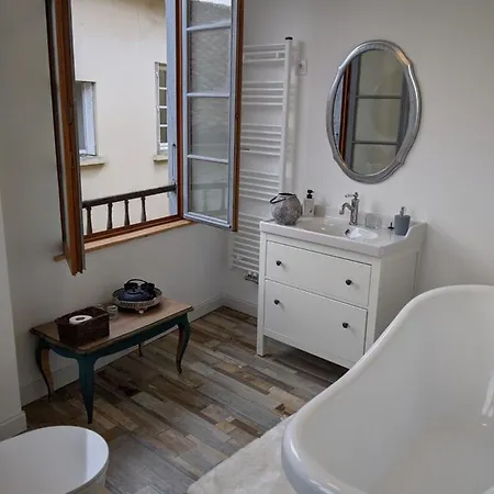 Au Pied Du Chateau, Le Grand Fux Foix