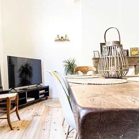 Apartment Au Pied Du Chateau, Le Grand Fux