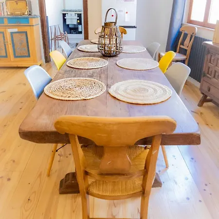 Au Pied Du Chateau, Le Grand Fux