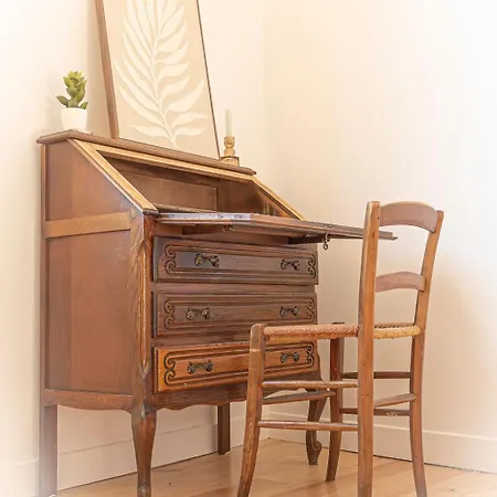 Au Pied Du Chateau, Le Grand Fux