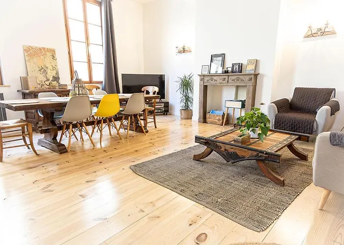 Апартаменты Au Pied Du Chateau, Le Grand Fux *