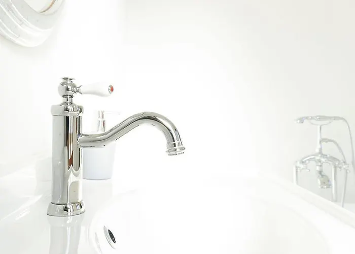 Au Pied Du Chateau, Le Grand Fux * Фуа