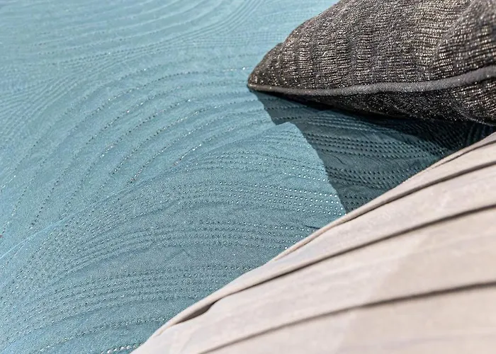 Au Pied Du Chateau, Le Grand Fux Апартаменты Фуа